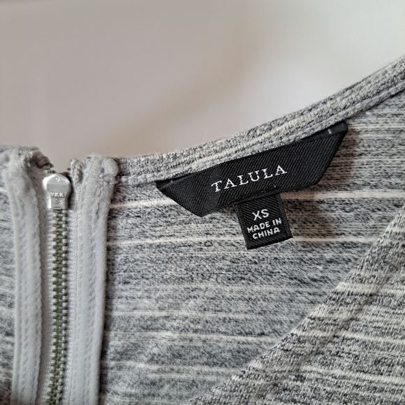 Talula | Grey striped long sleeved pleated dress - Picture 6 of 11